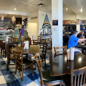 Interstellar BBQ - Panorama of the interior (April 2022) - Barbeque Near Me - Austin, Texas Interstellar BBQ - Panorama of the interior (April 2022) - Barbeque Near Me - Austin, Texas