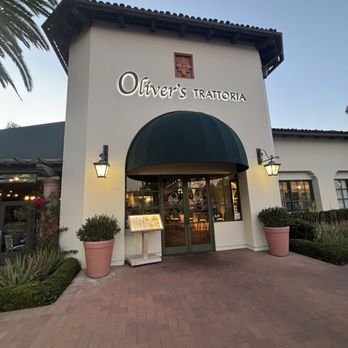 Oliver's Trattoria - Italian Near Me - Irvine, California