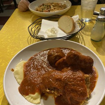 Pompilios - The Italian sampler at Pompilio's.My wife had the Pasta Bolognese. - Italian Near Me - Newport, Kentucky
