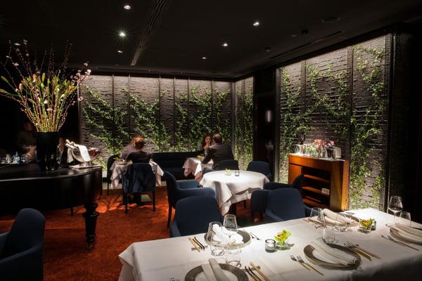 Shiki Japanese Fine Dining | Brasserie | Bar by null