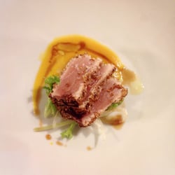 Osteria dell'Orologio - ricciola panata al malto su riduzione di birra e maionese al luppolo in collaborazione con Birradamare