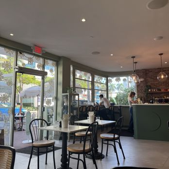 Café Bastille Miami Beach - Interior - Cafes Near Me - Miami Beach, Florida