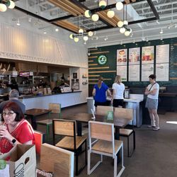 Shake Shack Cedar Hills - Inside eating area
