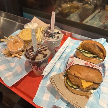 Monty's Good Burger - Burgers Near Me - Riverside, California Monty's Good Burger - Burgers Near Me - Riverside, California