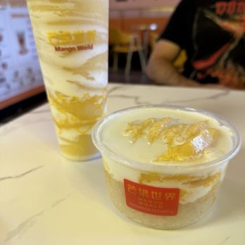 Mango World - Mango Sticky Rice and C1. Mango Swirl C1. 芒果漩涡 - Desserts Near Me - Las Vegas, Nevada