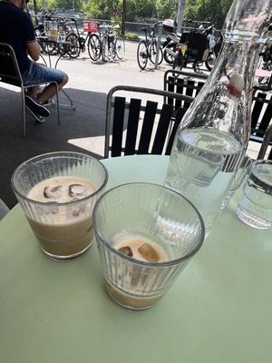 Grande Café & Bar by null