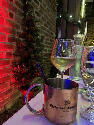 Eden Garden Bar & Grill by null