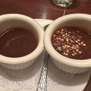 Chicago q - BBQ sauces - Barbeque Near Me - Chicago, Illinois