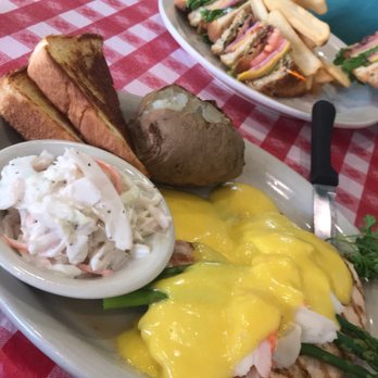Abel's Diner - Diners Near Me - Schertz, Texas