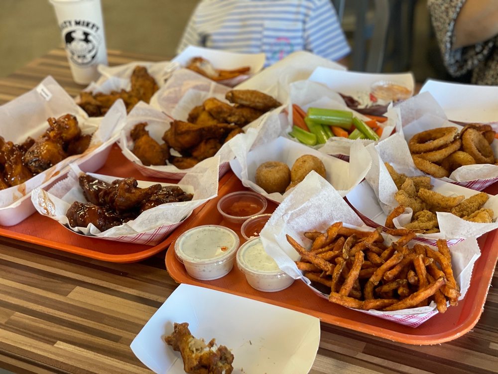 Crazy Mike’s Wings
