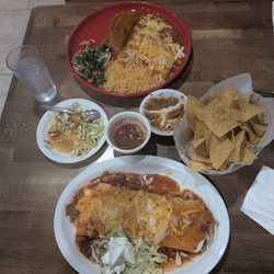 El Patron Y Taqueria - My sister got a taco cheese enchilada and tamale