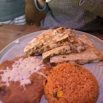 La Placita - Fajita quesadilla. Large portion. Rice and beans were solid. - Beer Bar Near Me - Oldsmar, Florida La Placita - Fajita quesadilla. Large portion. Rice and beans were solid. - Beer Bar Near Me - Oldsmar, Florida