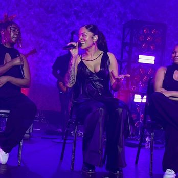 Terminal 5 - Ella Mai and the Gals! - Music Venues Near Me - New York, New York Terminal 5 - Ella Mai and the Gals! - Music Venues Near Me - New York, New York