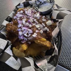 Happy Hours Bar And Grill - Happy hour chili cheese fries