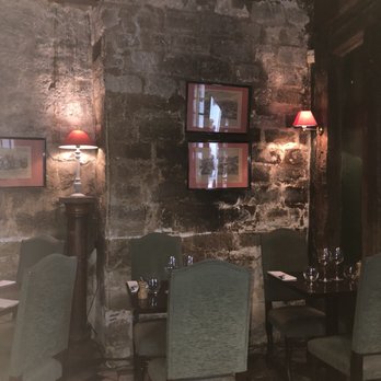 Le Coupe-Chou - In an old cave. - French Near Me - Paris, 75
