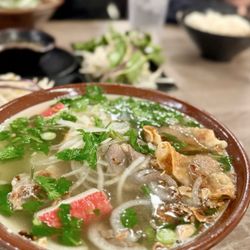 Pho The Bowl - E1 - egg noodle wonton, seafood, bbq pork