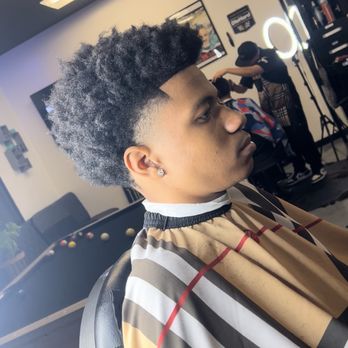 Rzrrecs - Barbers Near Me - Bellflower, California Rzrrecs - Barbers Near Me - Bellflower, California