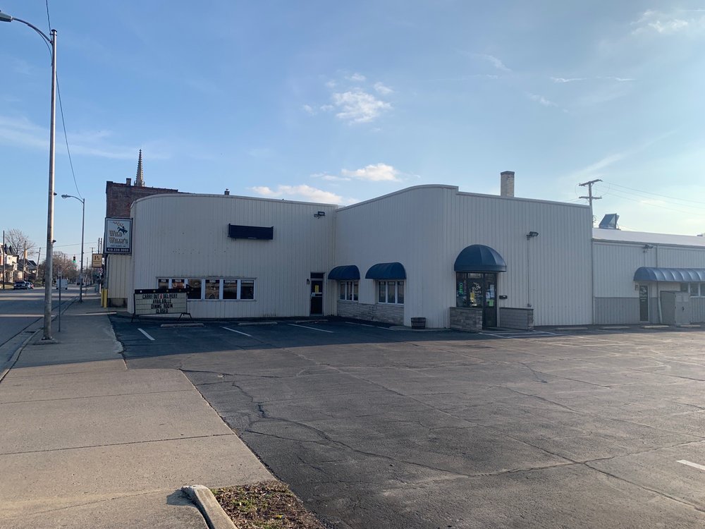 WILD WILLY’S CLOSED 13 Photos & 16 Reviews 209 S Washington St