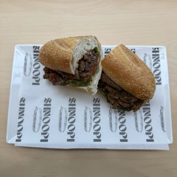 Shnoopi - Sirloin sandwich - Sandwiches Near Me - Montreal, Quebec
