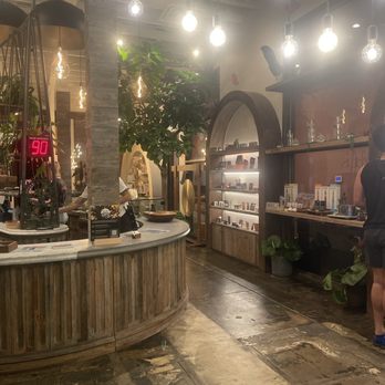 The Woods - Cannabis Dispensaries Near Me - West Hollywood, California The Woods - Cannabis Dispensaries Near Me - West Hollywood, California