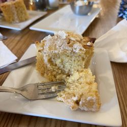 The Draper Mercantile And Trading Company - Cornbread with honey butter