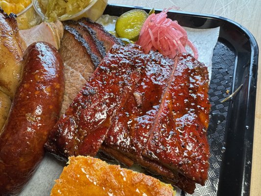 Horn Barbecue by null