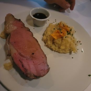 Chart House - 10 oz Prime Rib with Potatoes - Seafood Near Me - Newport, Kentucky Chart House - 10 oz Prime Rib with Potatoes - Seafood Near Me - Newport, Kentucky