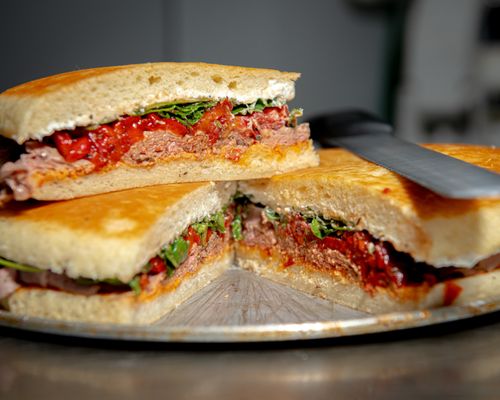 Shorty’s Deluxe by null