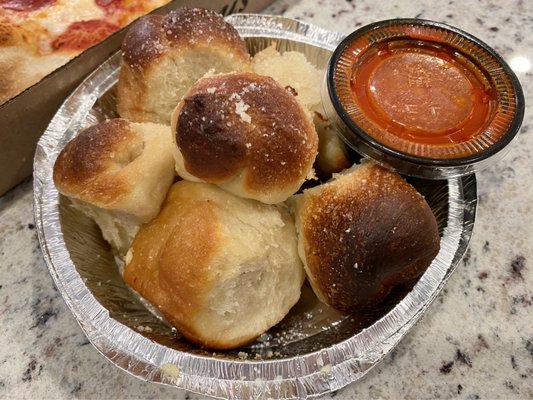 King's Pizza by: Italian Bistro by null