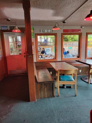 Jerry's Pizza by null