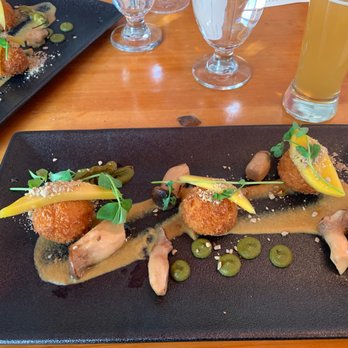 Play Food And Wine - Wine Bars Near Me - Ottawa, Ontario Play Food And Wine - Wine Bars Near Me - Ottawa, Ontario