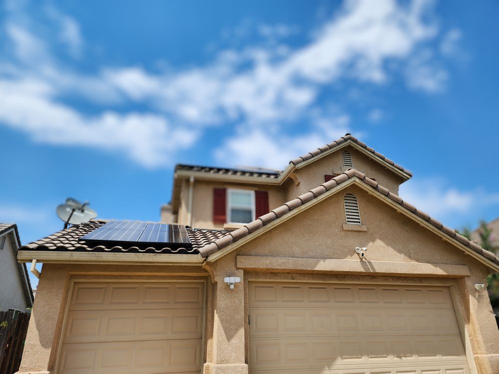 Slide of HDZ roofing services