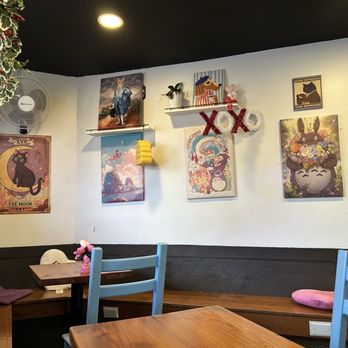 Cafe Everyday - The seating section - Coffee & Tea Near Me - Queens, New York