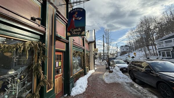 Harbor Candy Shop by null