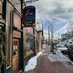 Harbor Candy Shop