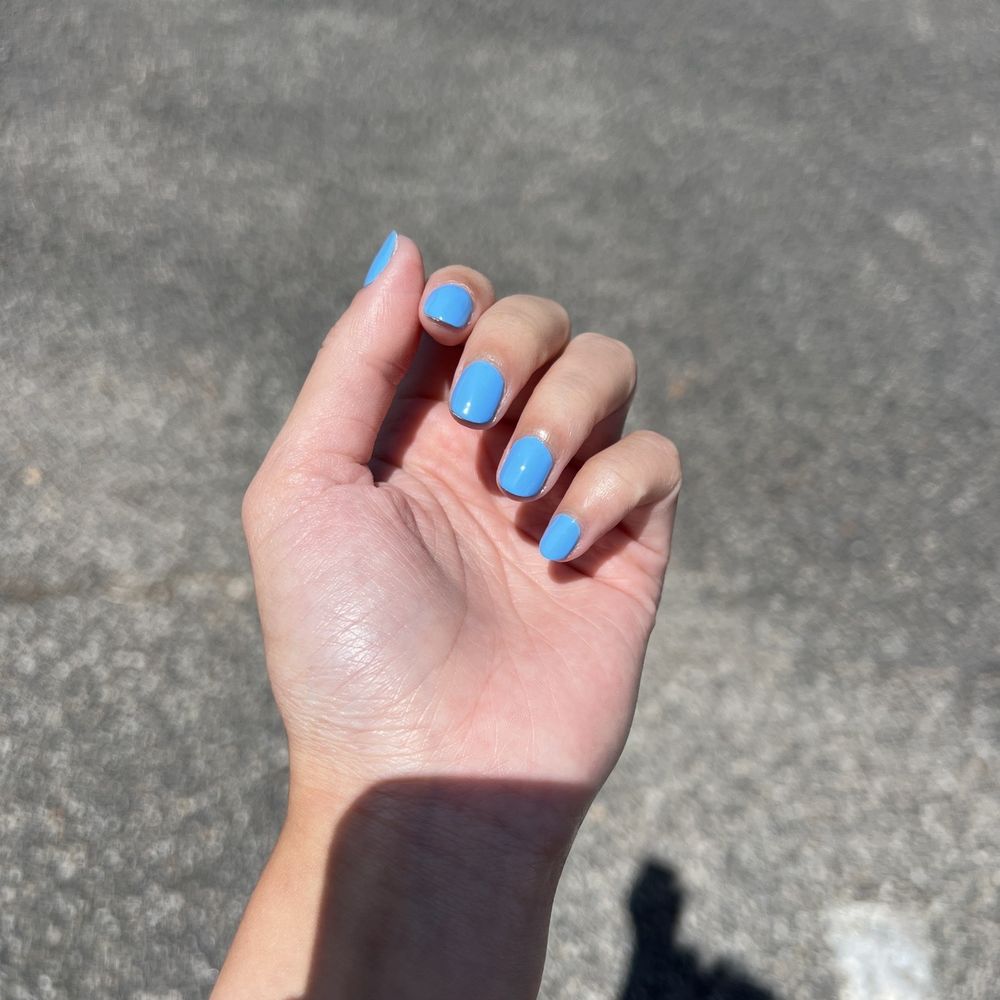 Paint manicure Paint manicure