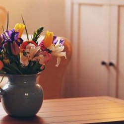3 Florist Tips on Extending the Life of Your Flower Arrangements
