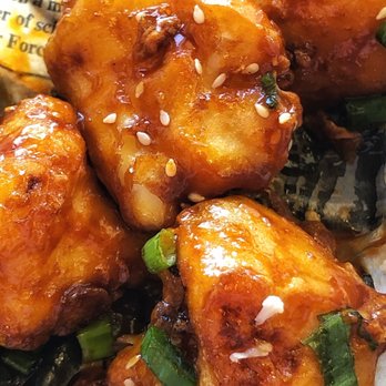 Sitzmark Bar & Grill - Korean Fried Cauliflower (Close up) - Bars Near Me - Anchorage, Alaska