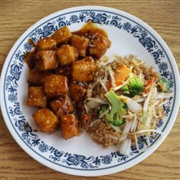Be sure to ask for no eggs in the fried rice to make it vegan!