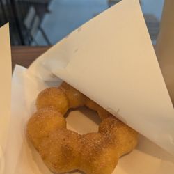 Bobaroma - Churro Mochi doughnut