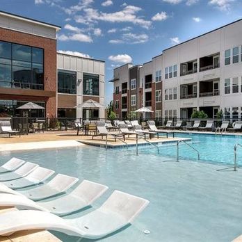 Paxton Cool Springs - Resort Style Pool at Paxton Cool Springs - Apartments Near Me - Franklin, Tennessee Paxton Cool Springs - Resort Style Pool at Paxton Cool Springs - Apartments Near Me - Franklin, Tennessee