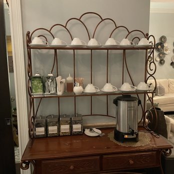Woodhouse Spa - Naples - So cute! I really enjoyed relaxing in this room. No cell phone, no talking, just sat relaxed and listed to music while drinking my tea. - Day Spas Near Me - Naples, Florida Woodhouse Spa - Naples - So cute! I really enjoyed relaxing in this room. No cell phone, no talking, just sat relaxed and listed to music while drinking my tea. - Day Spas Near Me - Naples, Florida