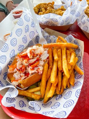 Bob's Clam Hut by null