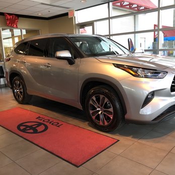 Berge Toyota - Love our new 2020 Toyota Highlander! - Car Dealers Near Me - Mesa, Arizona Berge Toyota - Love our new 2020 Toyota Highlander! - Car Dealers Near Me - Mesa, Arizona
