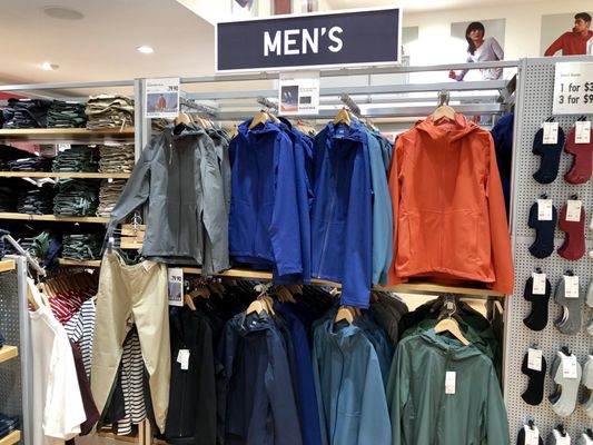 UNIQLO The BLOC by null