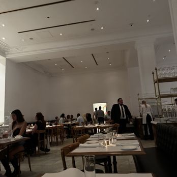 Bottega Louie - Seating area - Italian Near Me - Los Angeles, California Bottega Louie - Seating area - Italian Near Me - Los Angeles, California