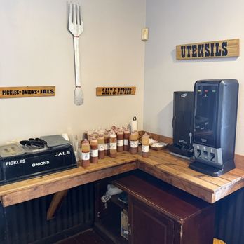 B-Daddy's BBQ - Barbeque Near Me - Helotes, Texas
