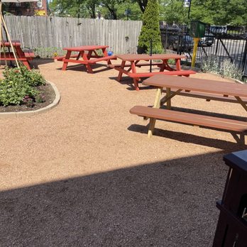 Tom’s Place Pancake House - Outdoor seating area - Breakfast & Brunch Near Me - Chicago, Illinois Tom’s Place Pancake House - Outdoor seating area - Breakfast & Brunch Near Me - Chicago, Illinois