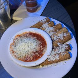 VIP Nightclub & Restaurant - Mozzarella sticks