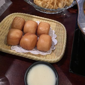 Q Restaurant - Fire golden buns!!! - Chinese Near Me - Boston, Massachusetts Q Restaurant - Fire golden buns!!! - Chinese Near Me - Boston, Massachusetts